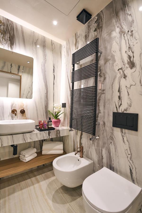 Luxury & Central Apartment Milano Ngoại thất bức ảnh