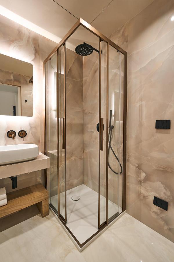 Luxury & Central Apartment Milano Ngoại thất bức ảnh